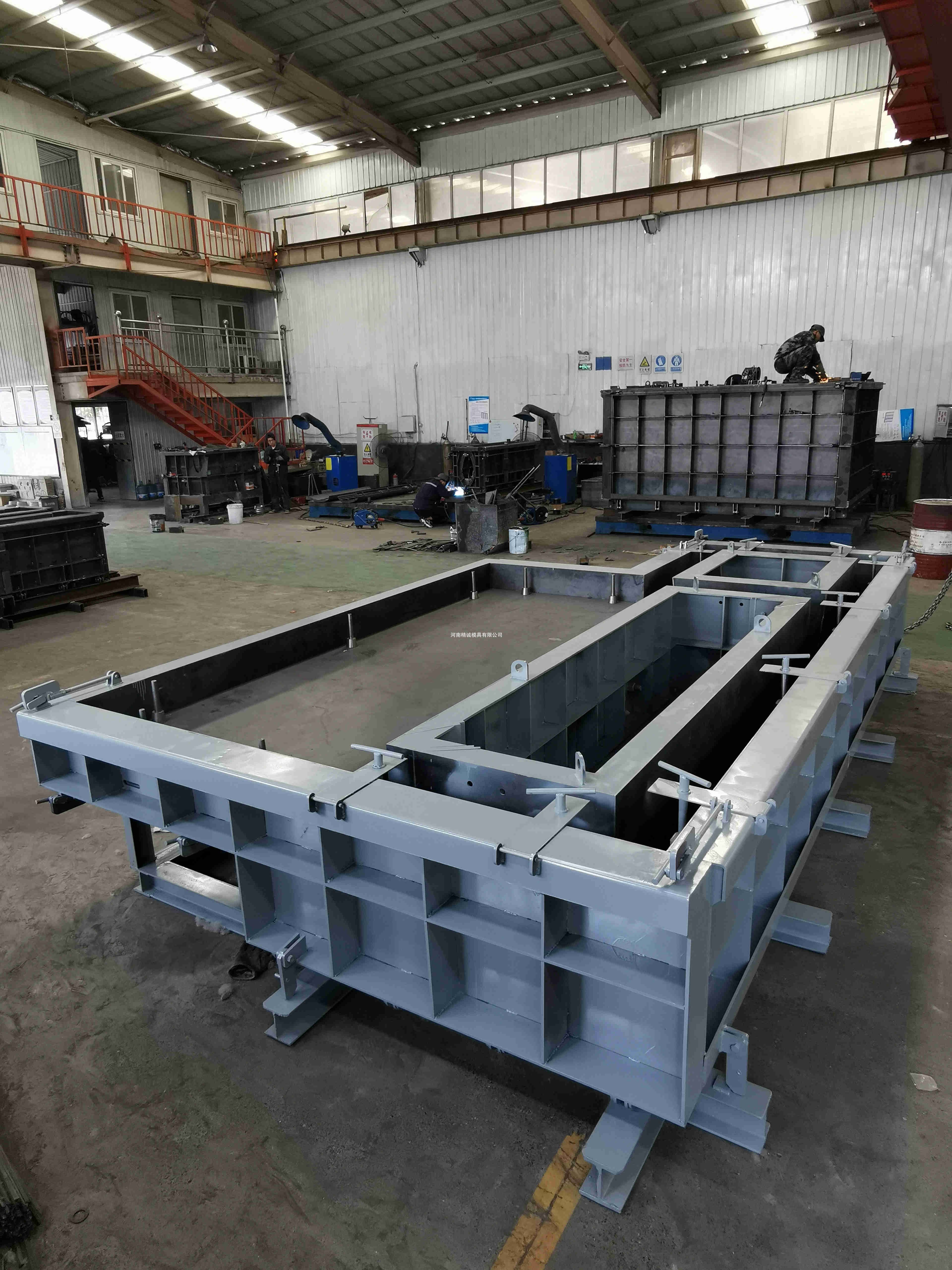 環(huán)網柜基礎模具